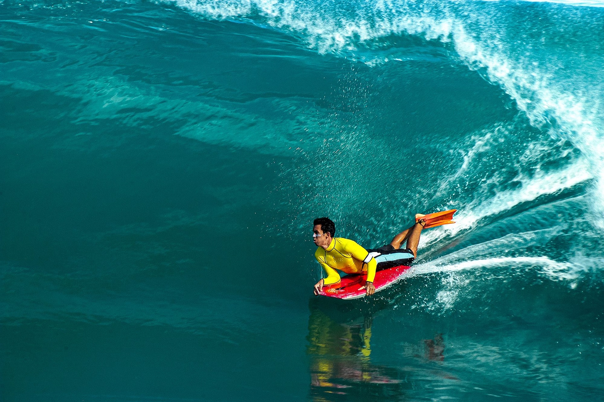 Bodyboarding Riding Wave