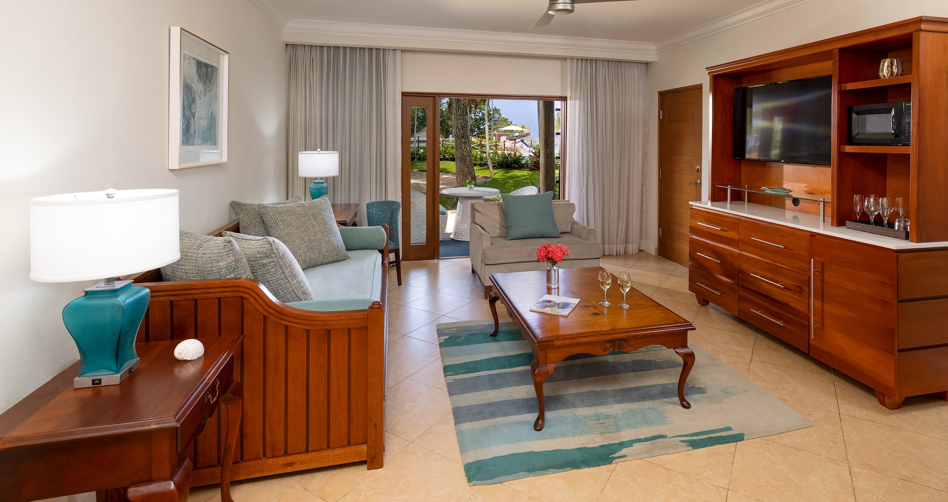 Negril Resort & Spa - Tropical Oceanview Three-Bedroom Walkout Grand Butler Family Suite