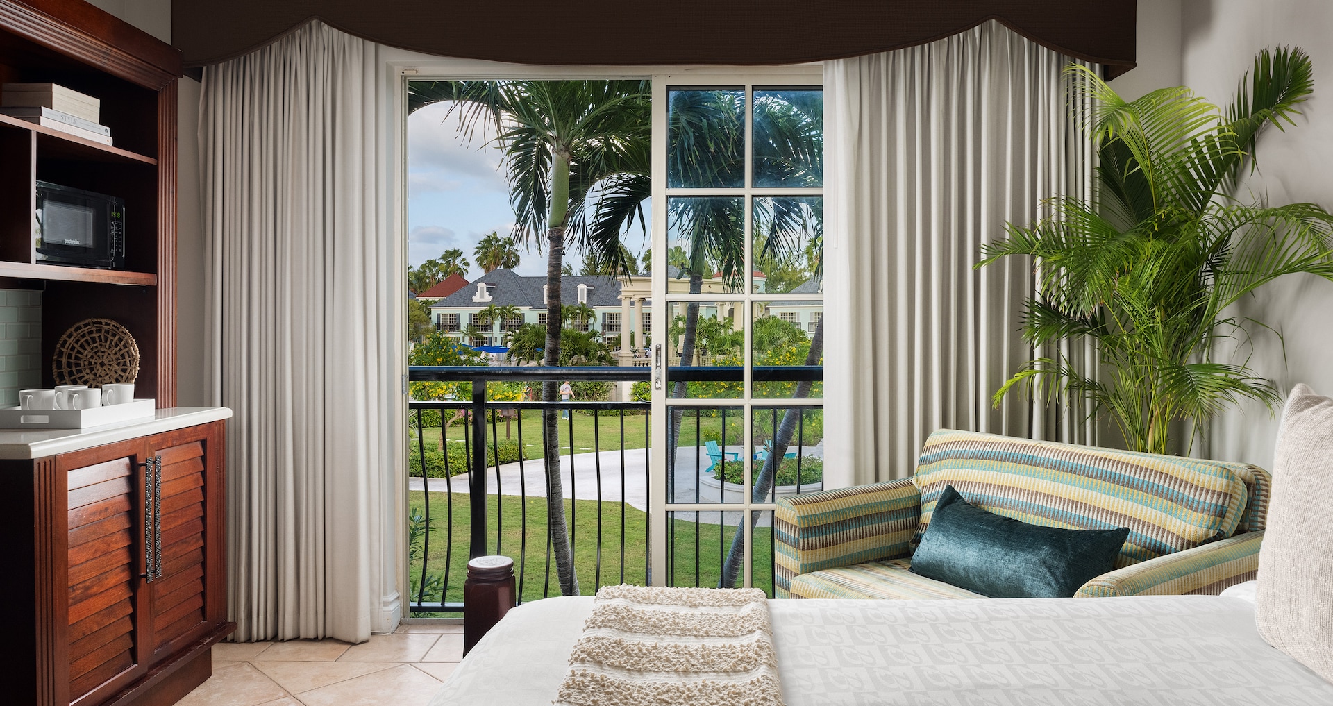 Turks & Caicos Resort & Spa - French Village Luxury Room King