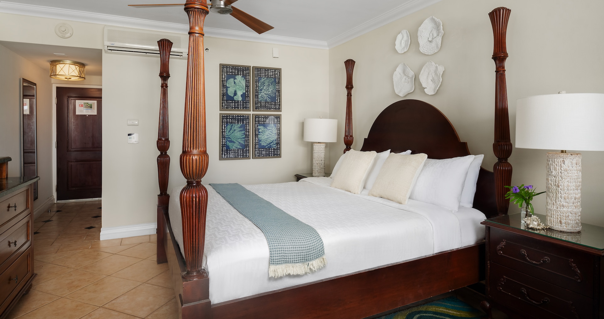 Turks & Caicos Resort & Spa - French Village Luxury Room King