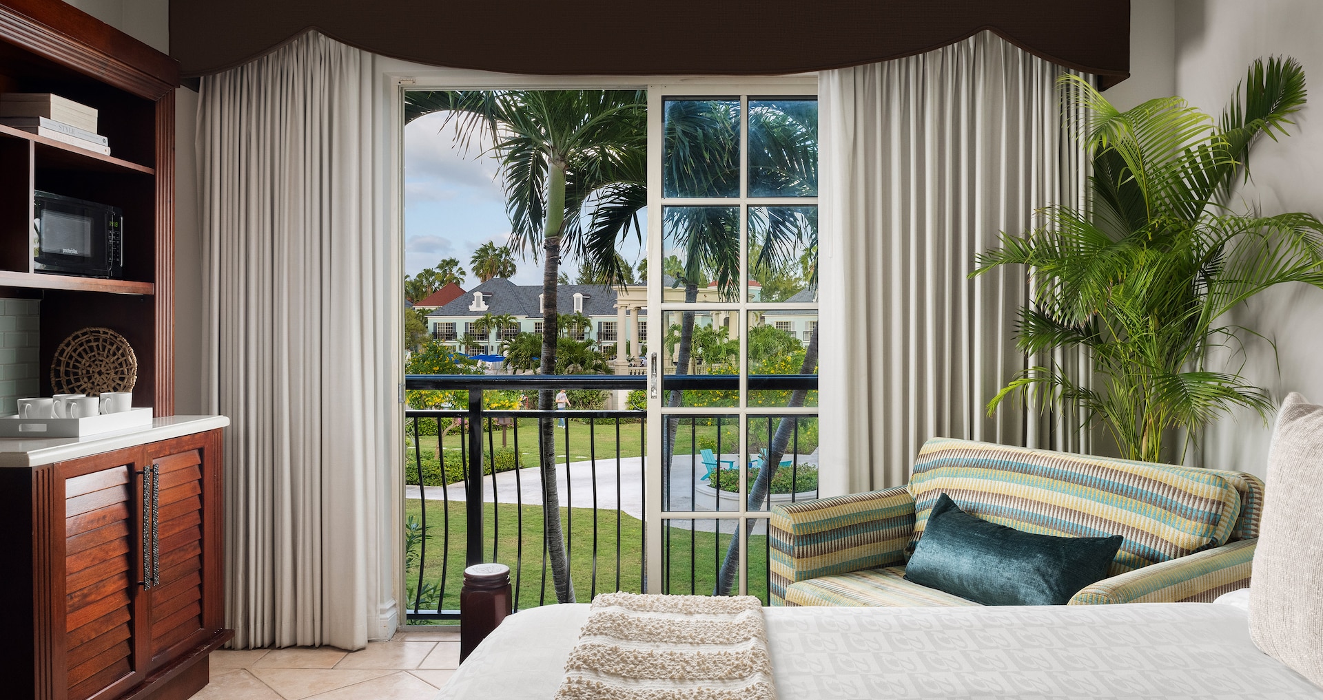 Turks & Caicos Resort & Spa - French Village Luxury Room Double