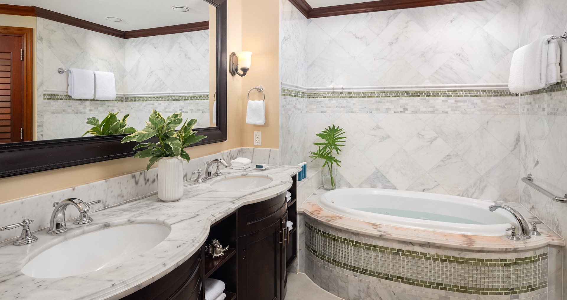 Turks & Caicos Resort & Spa - Italian Oceanview Penthouse Two Bedroom Butler Family Suite