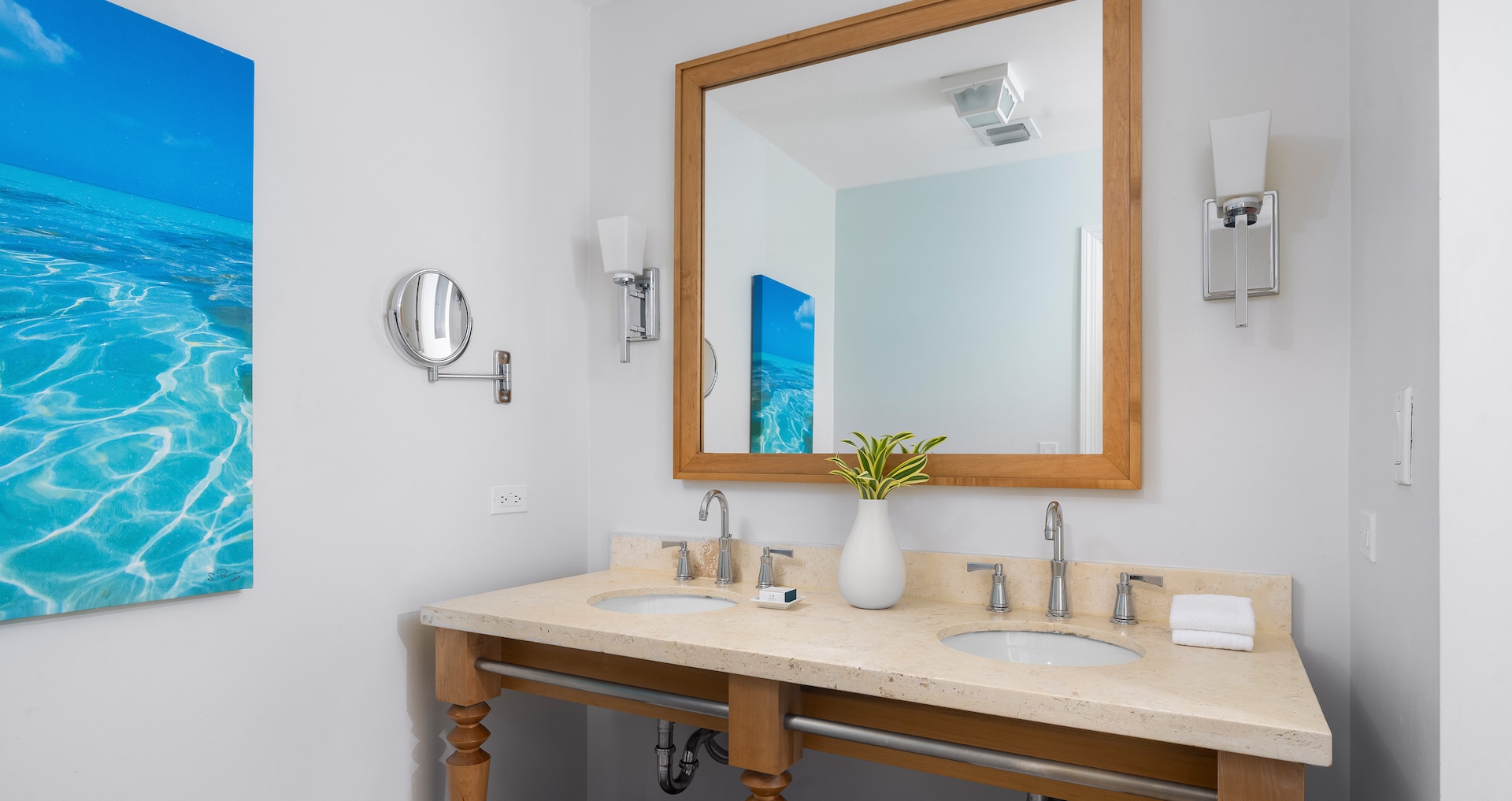 Turks & Caicos Resort & Spa - Key West Luxury Concierge Room