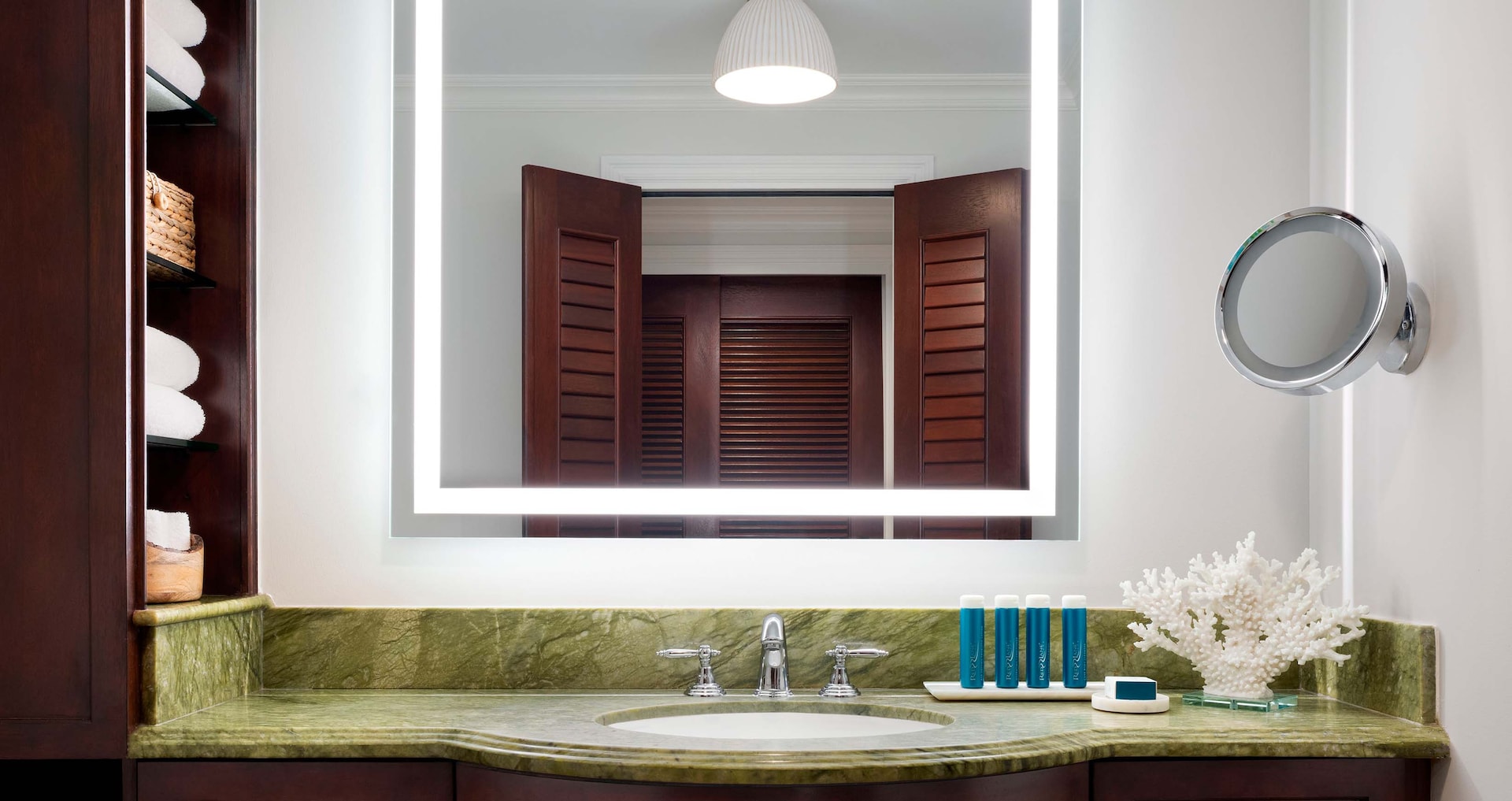 Turks & Caicos Resort & Spa - Italian Penthouse Oceanview Concierge Family Suite with Kids Room