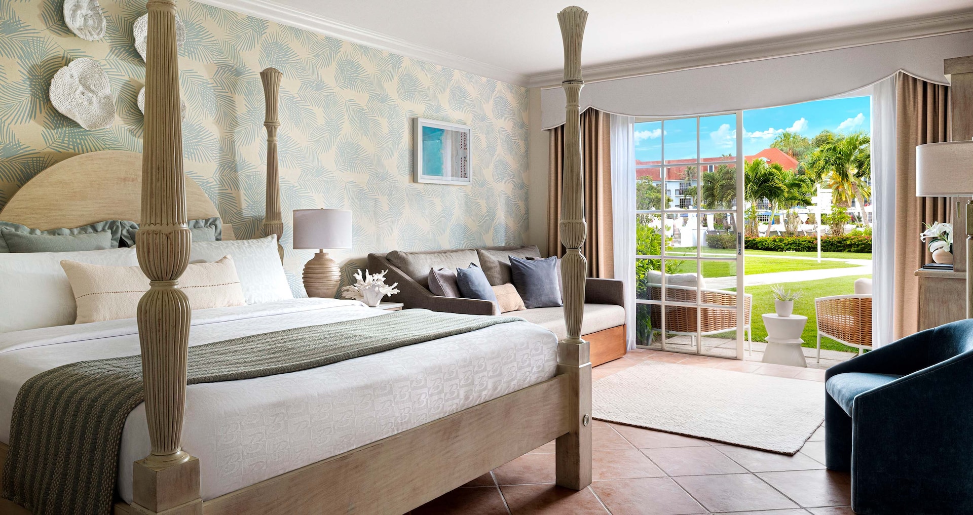 Turks & Caicos Resort & Spa - French Village Luxury Walkout Room King