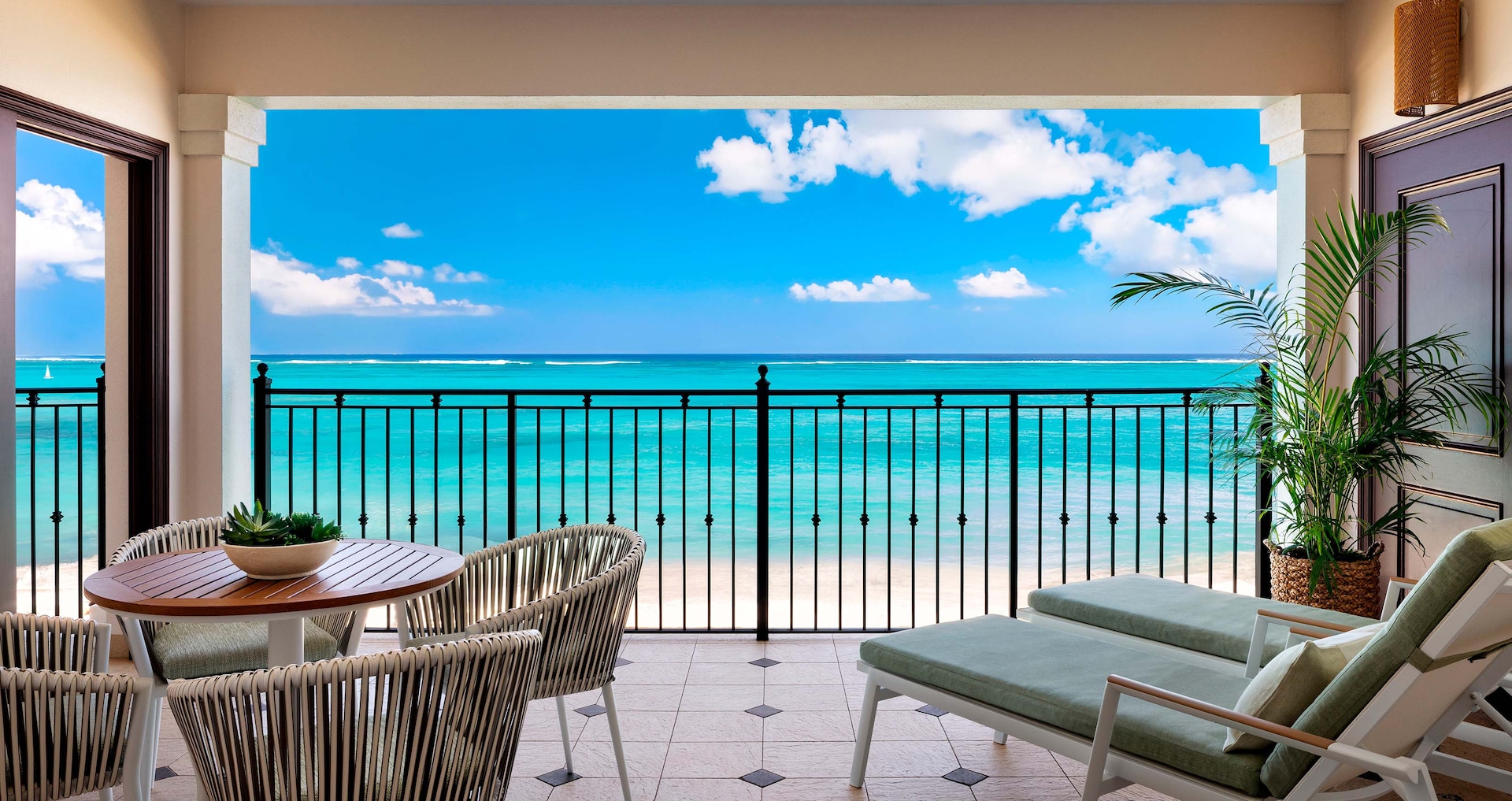Turks & Caicos Resort & Spa - Italian Beachfront Two Bedroom Butler Family Suite