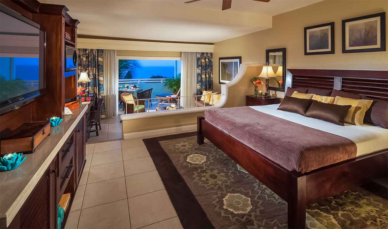 Sandals Ochi Beach Riviera Honeymoon Beachfront One Bedroom Butler Suite  HP1 | Honeymoons Inc