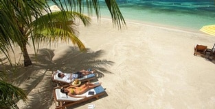 Top 5 Reasons to Become a Sandals Select Rewards Member