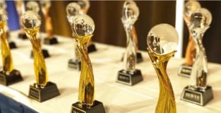 Sandals® Resorts and Beaches® Resorts Cap an Impressive Night of Wins at the 9th Annual Travvy Awards™