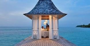 Romantic Gifts of Sandals Select Rewards 