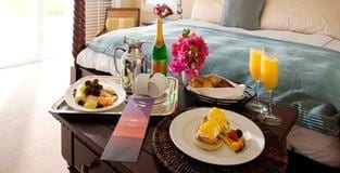 Luxurious WeddingMoons® inclusions at Sandals Resorts