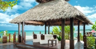 Red Lane® Spa Heats Up With Renewed  ‘Scents of Love’ Couples Massage