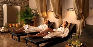 Experience New Raindrop Dreams Massage At The Red Lane® Spa