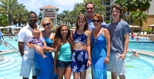 Beaches Resorts Welcomes Celebrities, Alfonso Ribeiro and Tim Dekay For a Family Vacation.