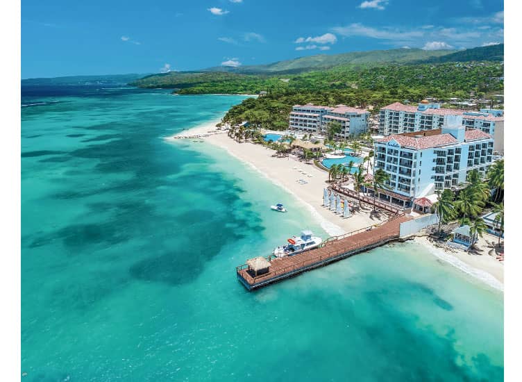 Sandals Dunn's River