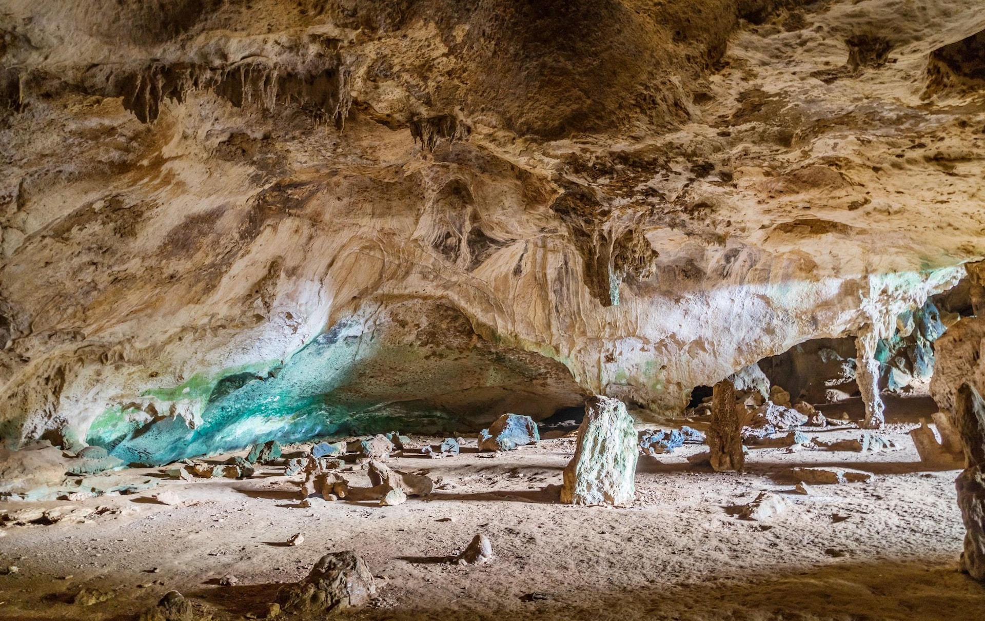 Hato-Caves---12