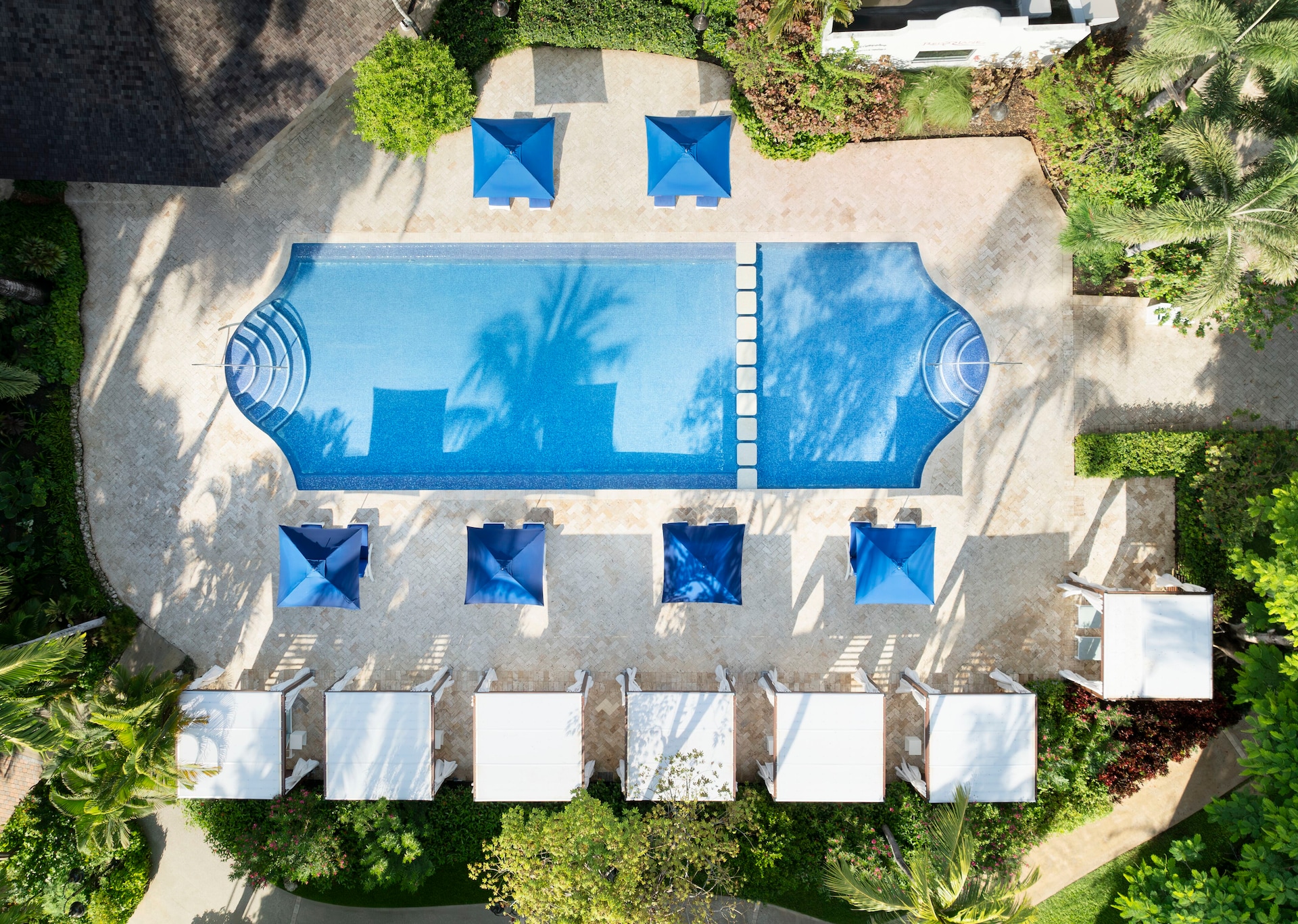 JPG-Version-SBD-Pool-birds-eye