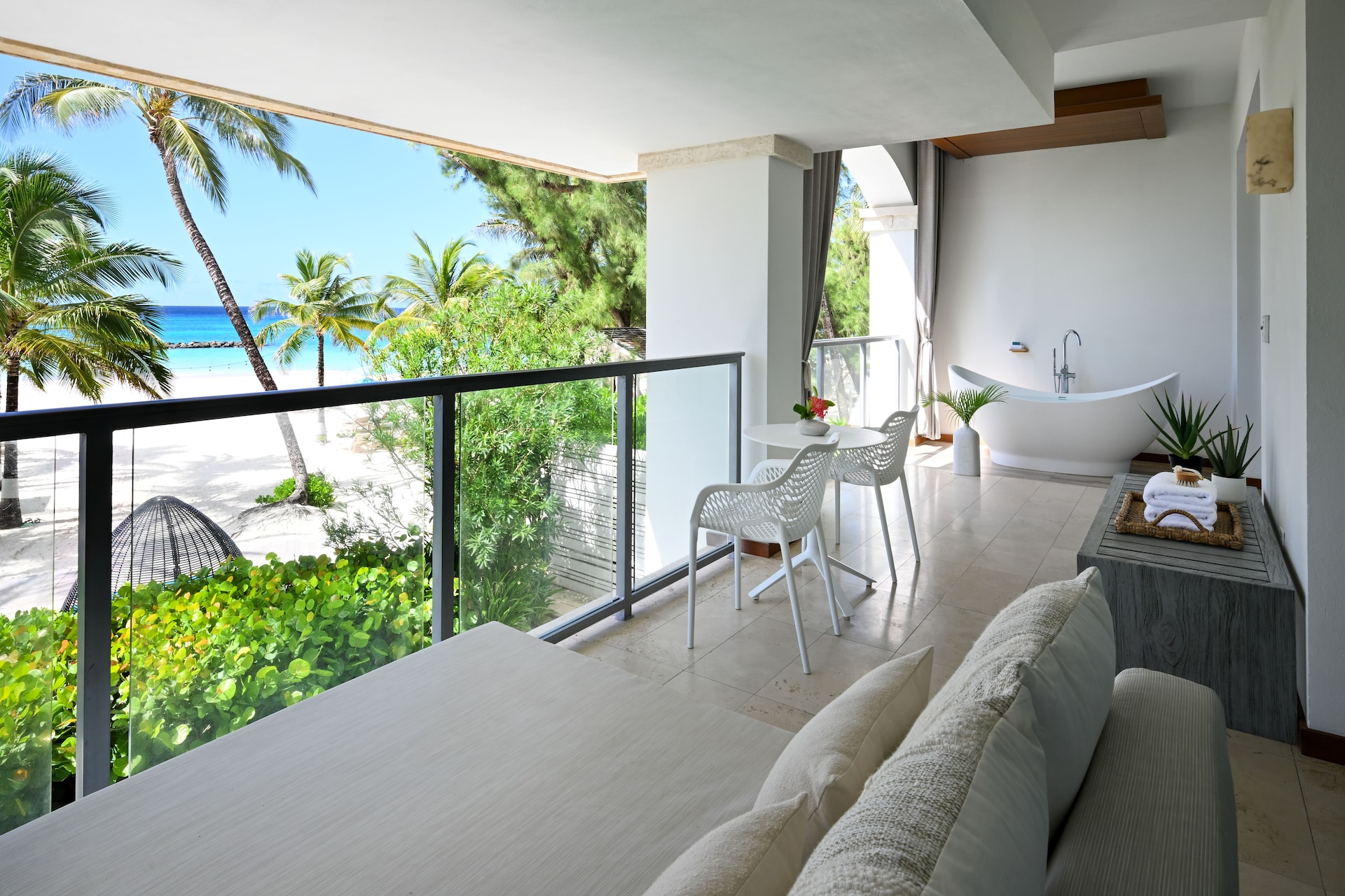 JPG-Version-SBR-Room-B1B-Balcony