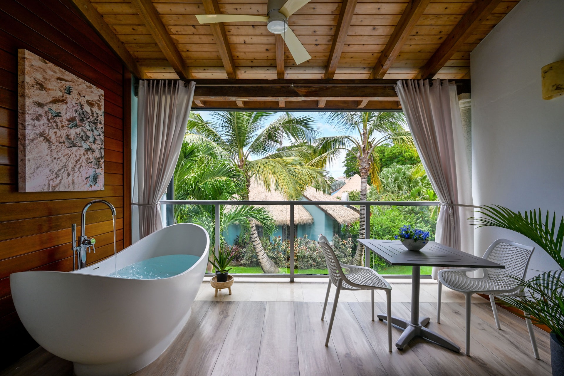 JPG-Version-SBR-Room-SSLB-Balcony--1-