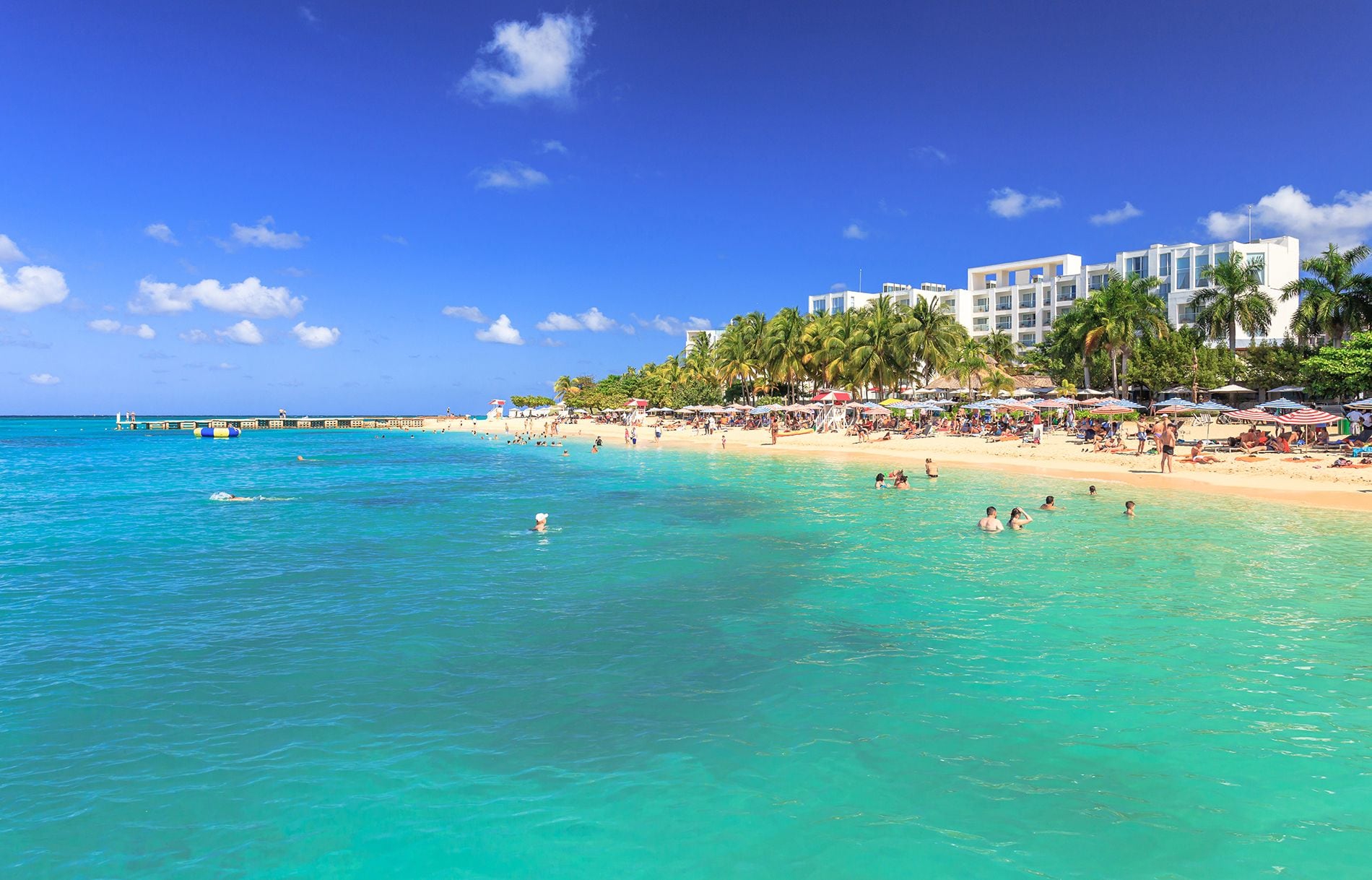 Top-42-Things-Montego-Bay--Doctor-s-Cave--mmuenzl