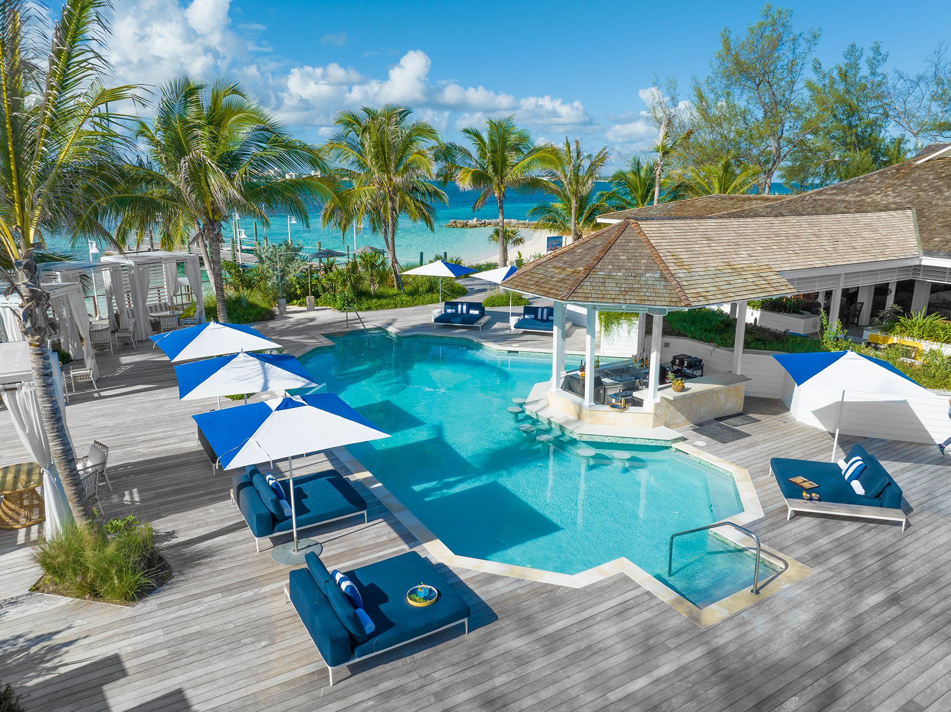 sandals-royal-bahamian-island-pool