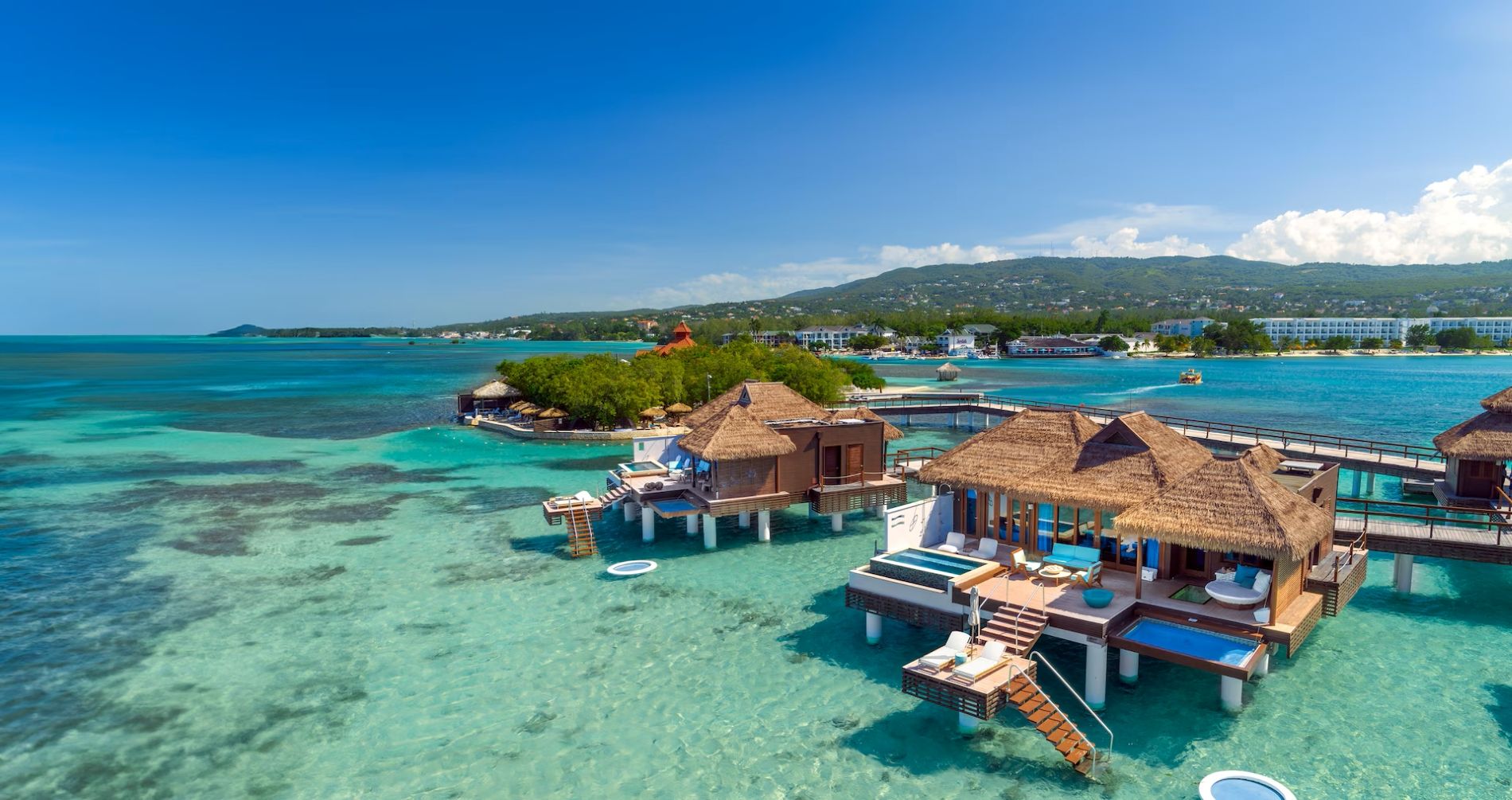 sandals-caribbean-cay-overwater-aerial