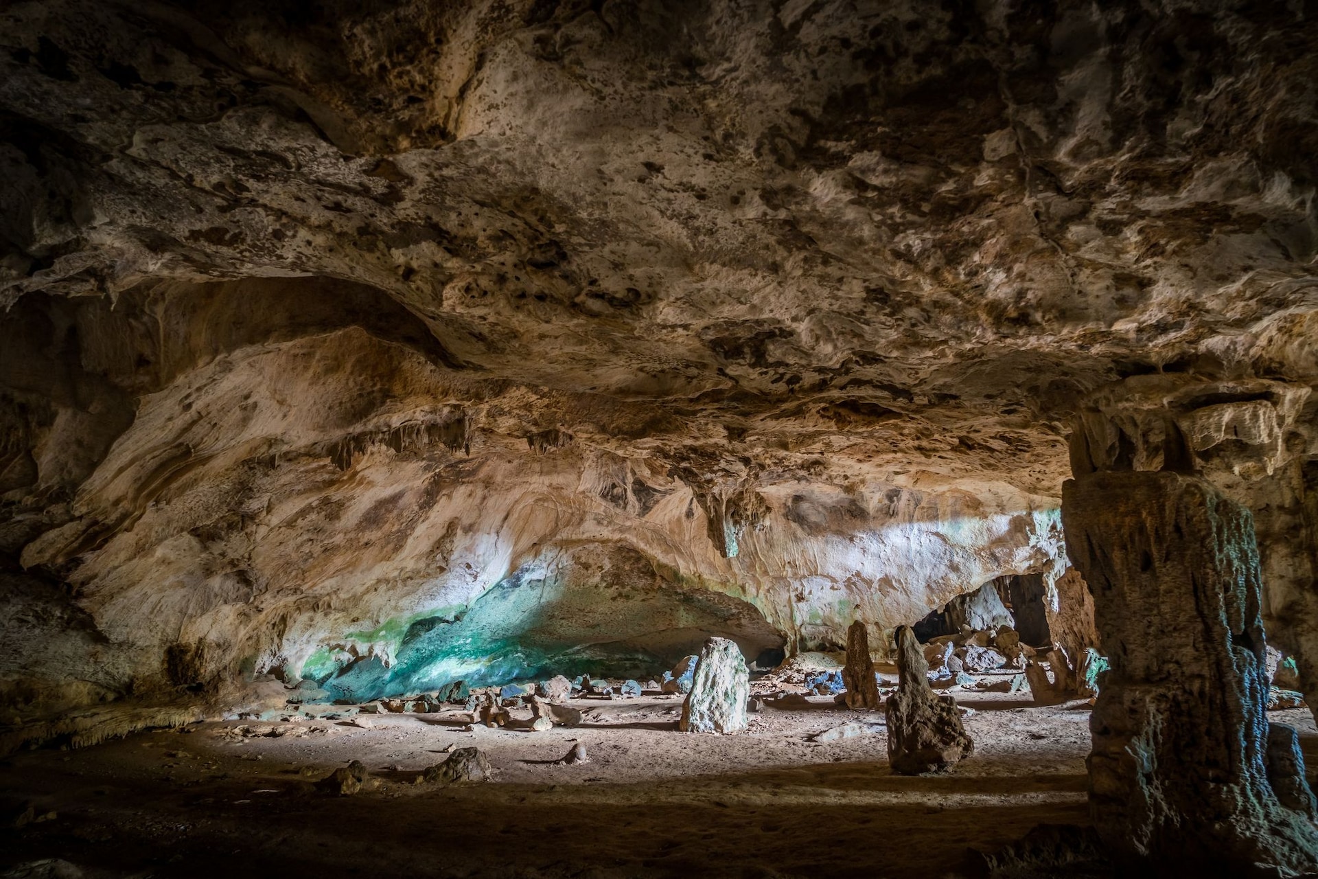 Hato Caves Curacao