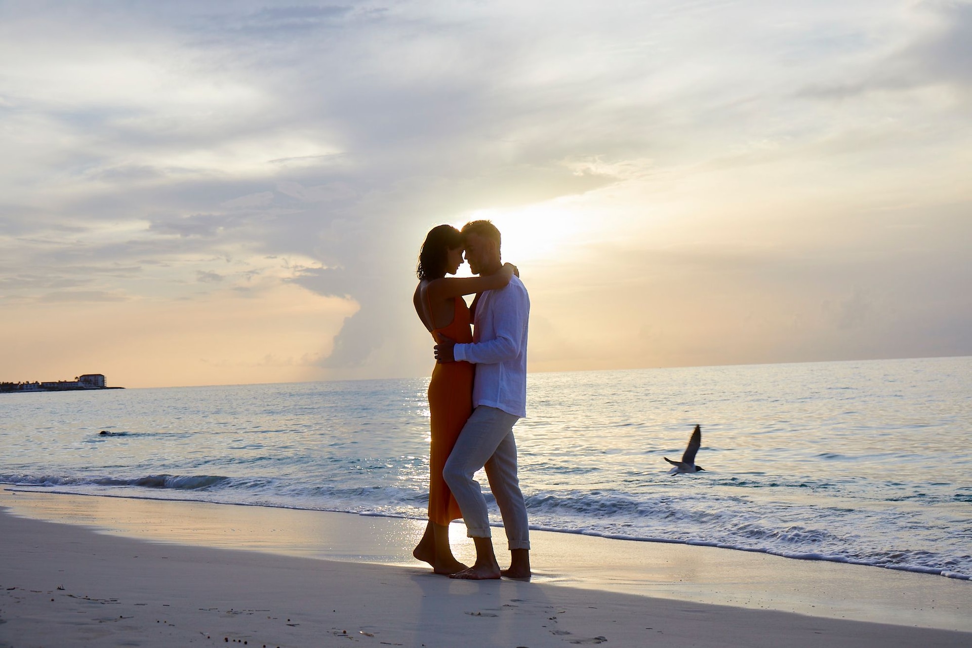 SRB-Lifestyle-Couple-Romantic-Sunset-Bird-1