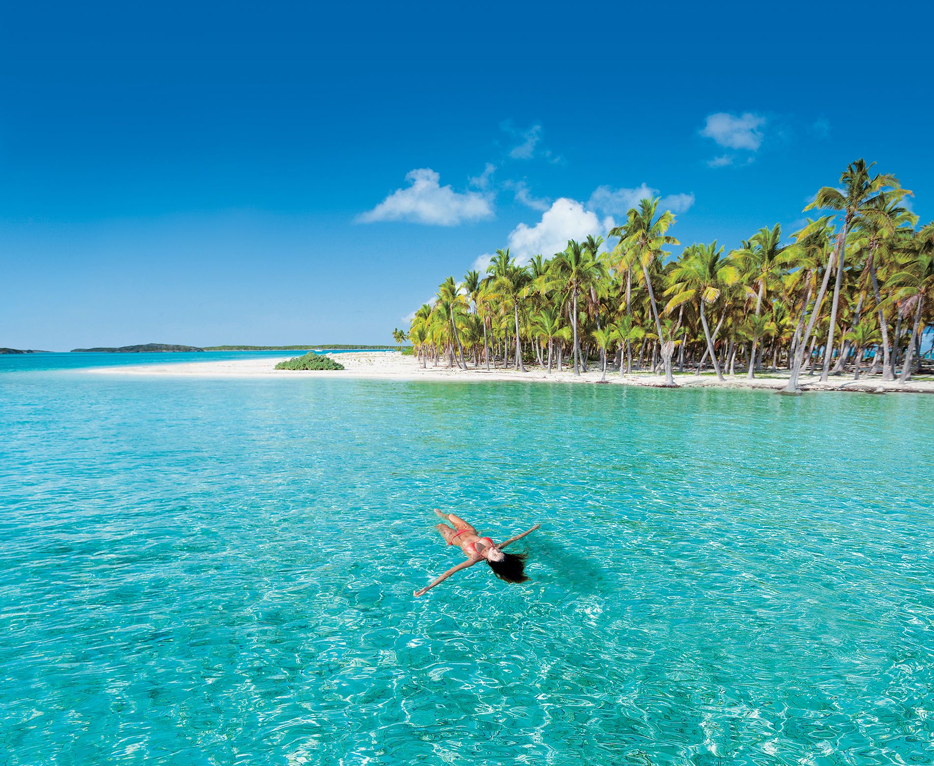 Jamaica vs The Bahamas: Which Island is Best for You?