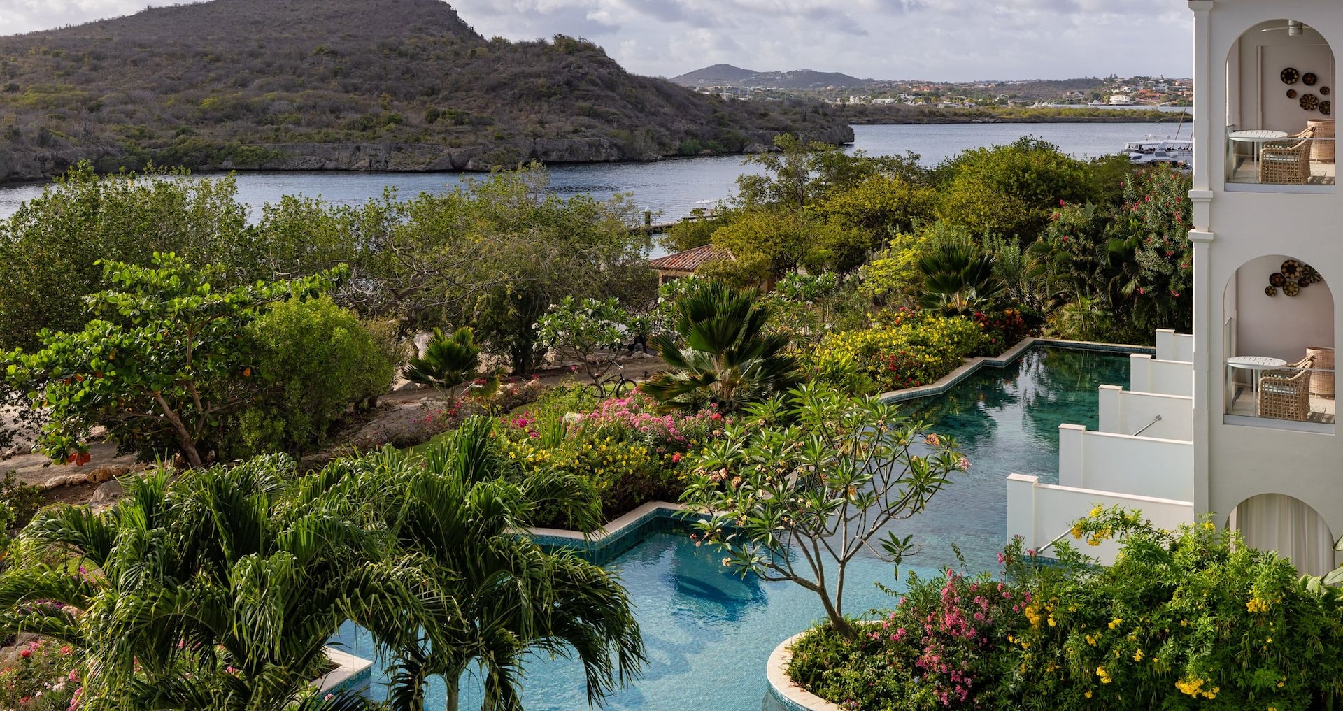 Web-Version-SCR-Grounds-Swim-up-Suites-Suchi-Building