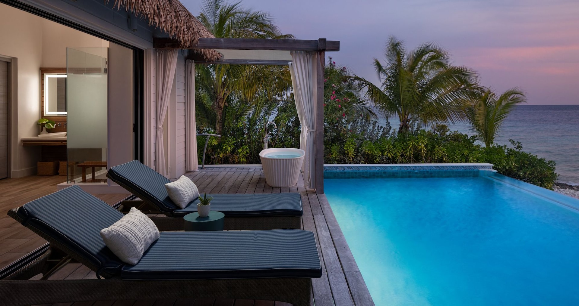 Web-Version-SCR-Room-ASP-Patio