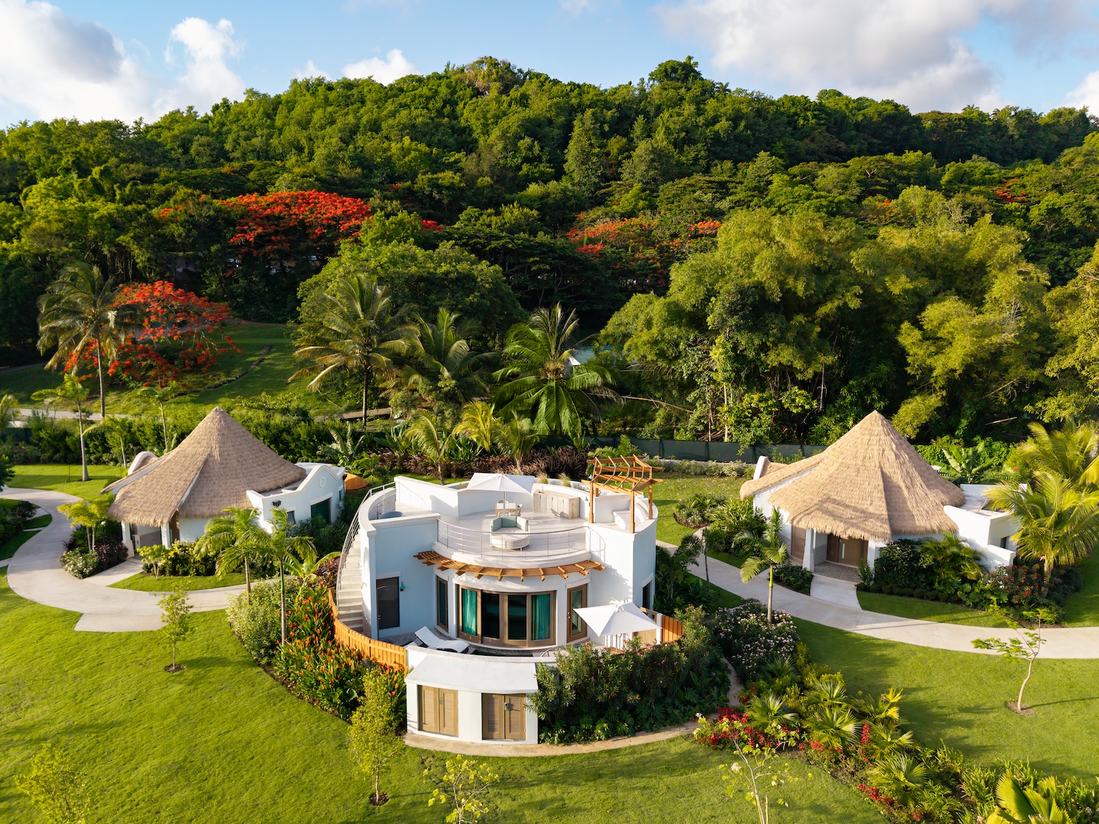 PNG-Version-SLU-Drone-Rondoval-Villas-RPP-SKYV-7-1
