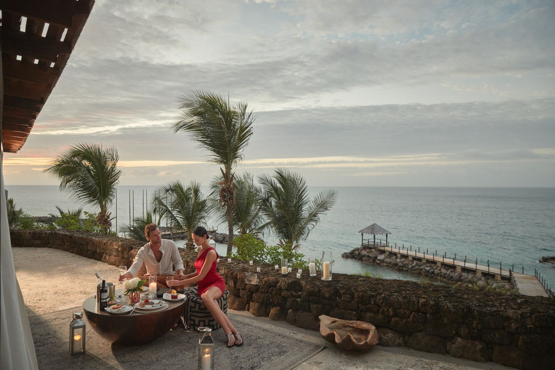 SLS-Lifestyle-Rock-Wall-Dinner-1