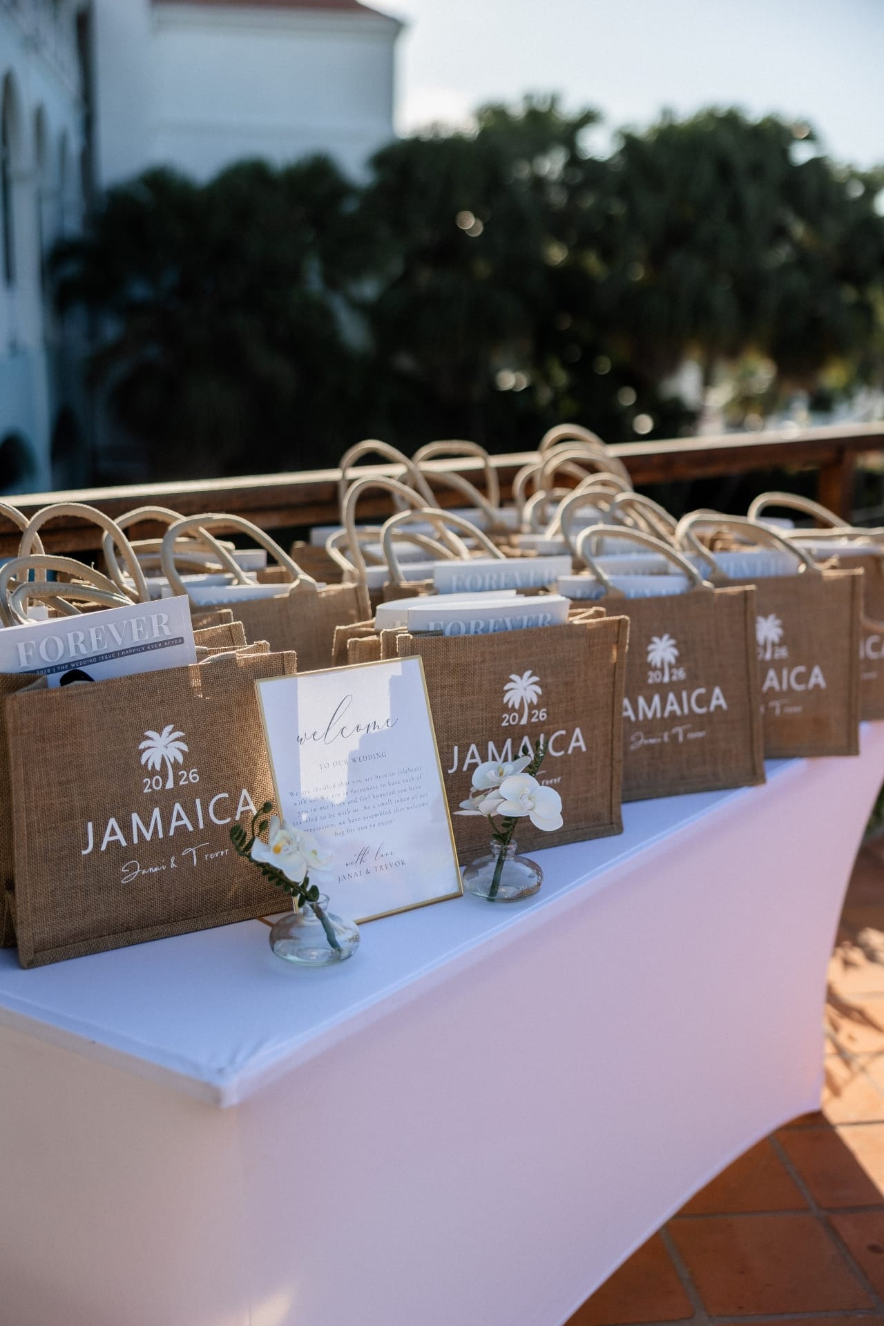 J+TWelcomeParty-118.jpg