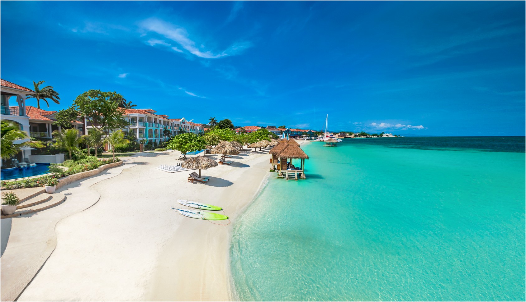 Sandals Halcyon Beach