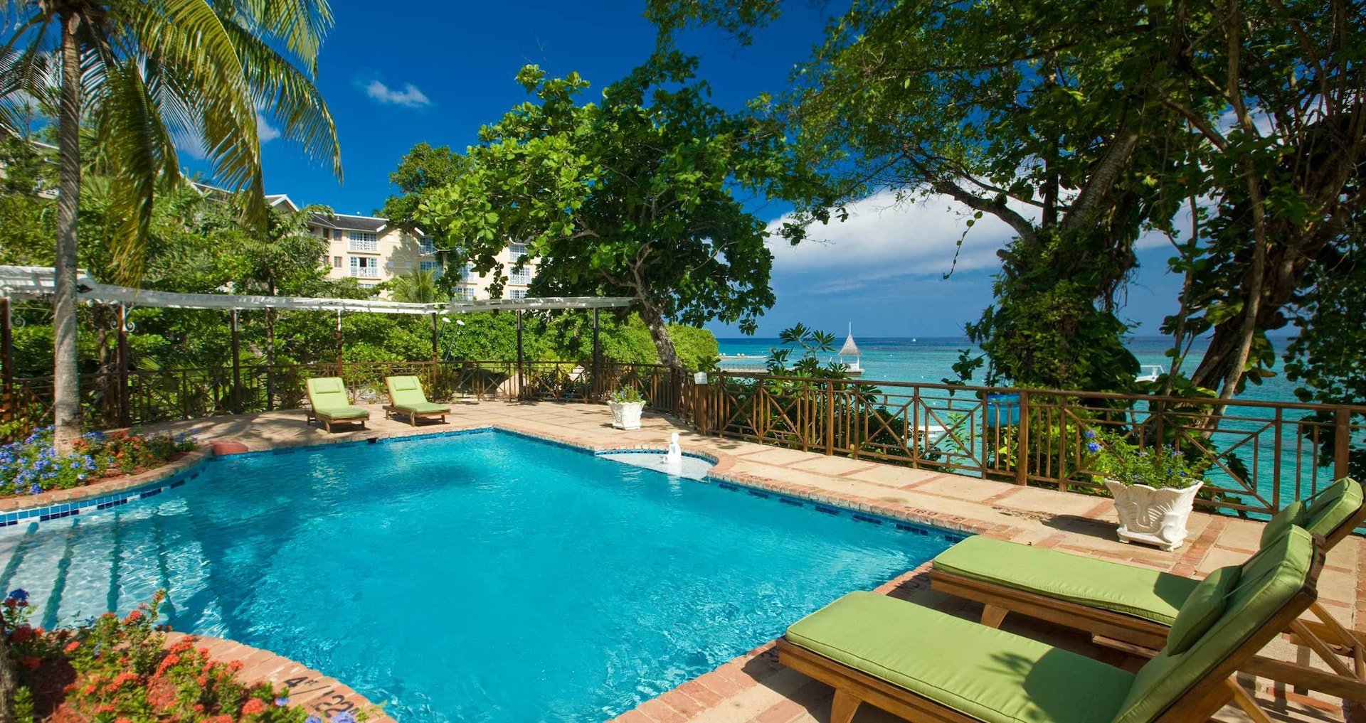 SANDALS® Royal Plantation Beach Resort In Ocho Rios