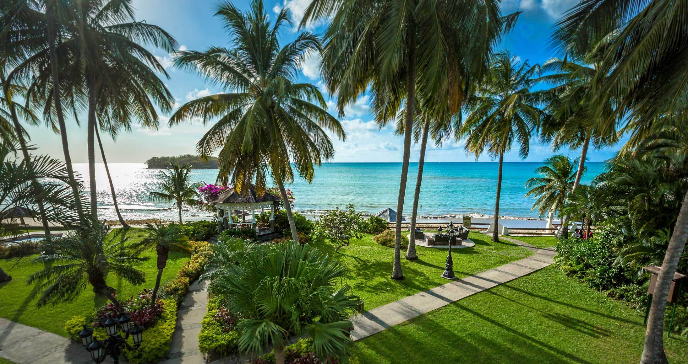 SANDALS® Halcyon Beach: All-Inclusive Beach Resort