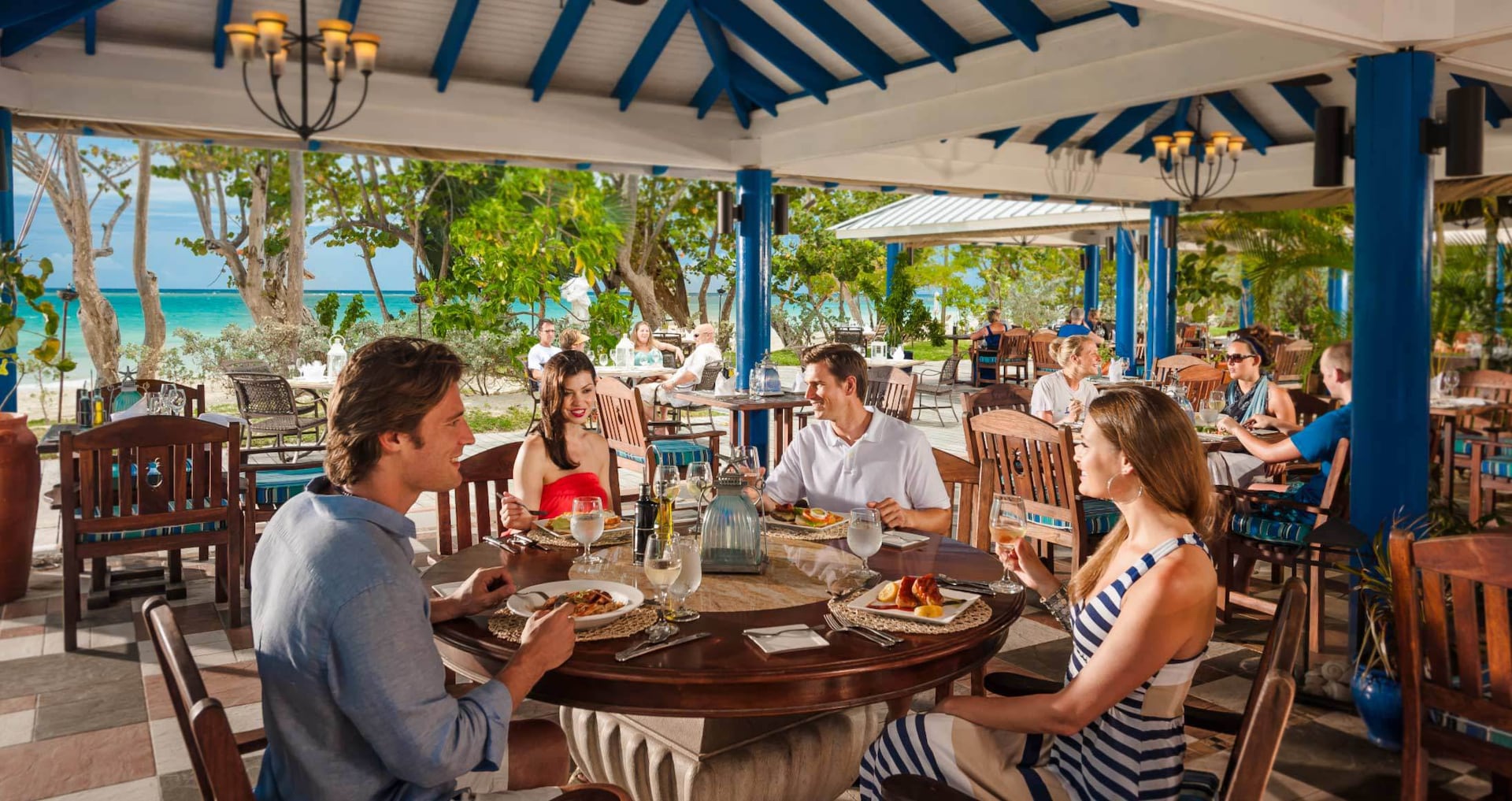 SANDALS South Coast All Inclusive - Neptunes Lunch 