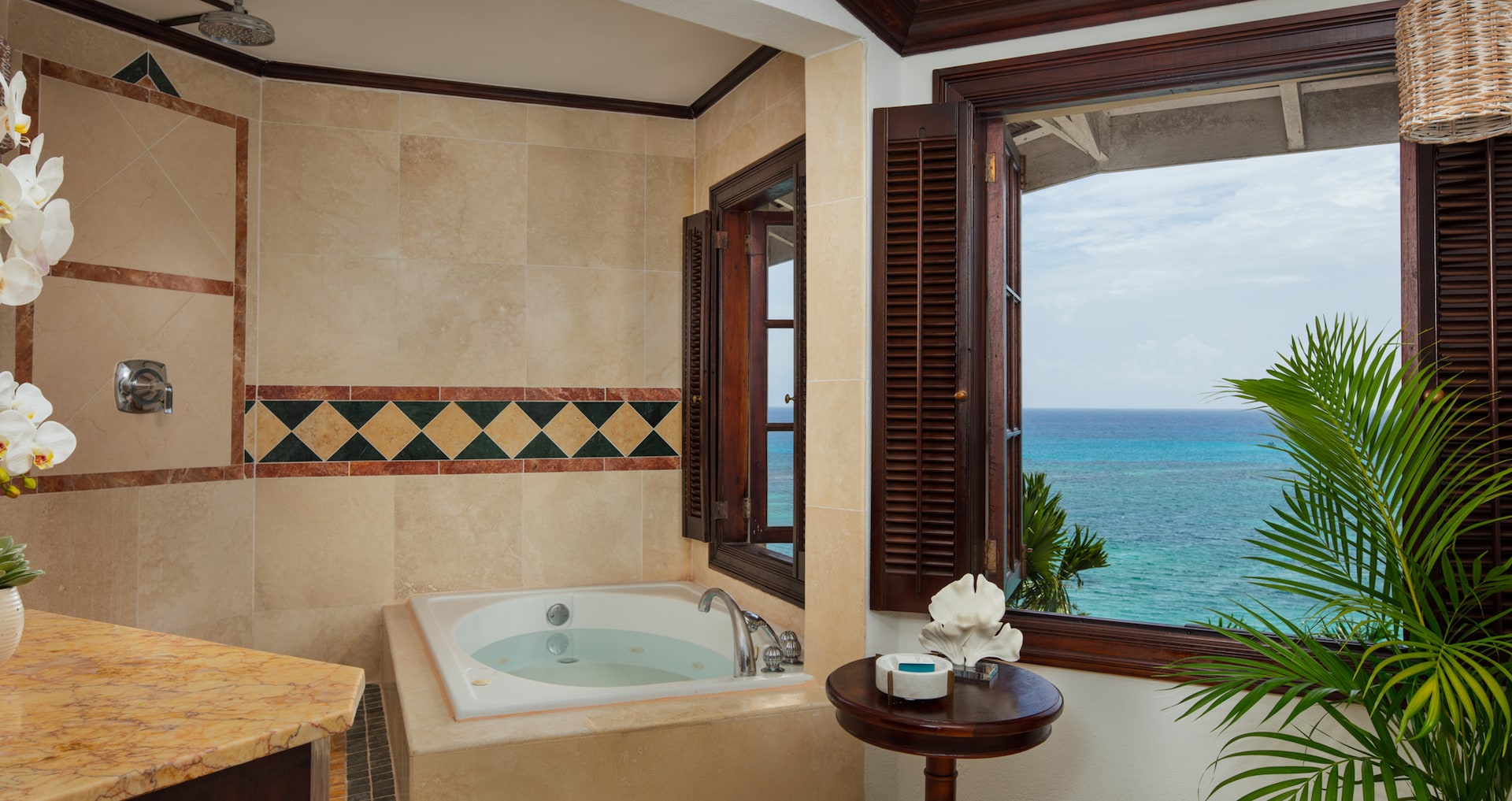 Royal Plantation - Royal Oceanfront One Bedroom Butler Suite