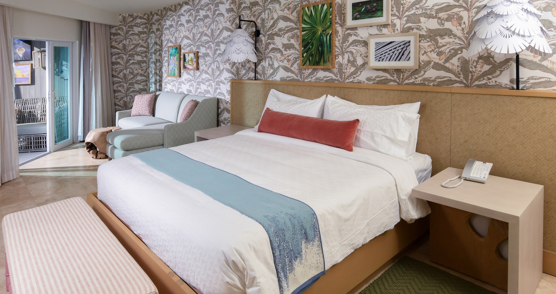 Grande Antigua Resort & Spa - Sunset Bluff Poolside Club Level Room