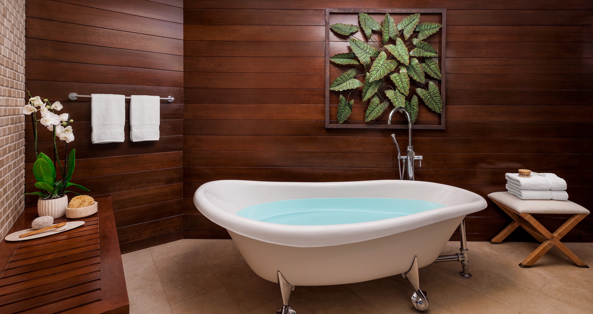 Barbados - Beachfront One Bedroom Butler Suite with Balcony Tranquility Soaking Tub