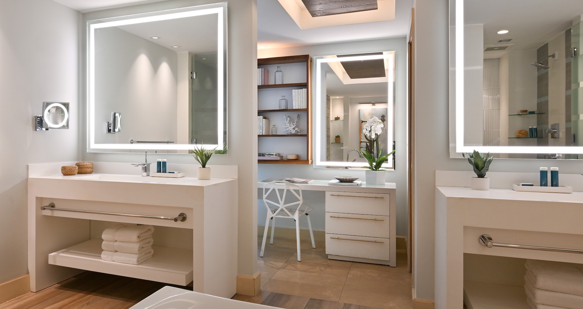 Royal Barbados - Beachfront Prime Minister One Bedroom Butler Suite w/ Private Pool and Patio Tranquility Soaking Tub