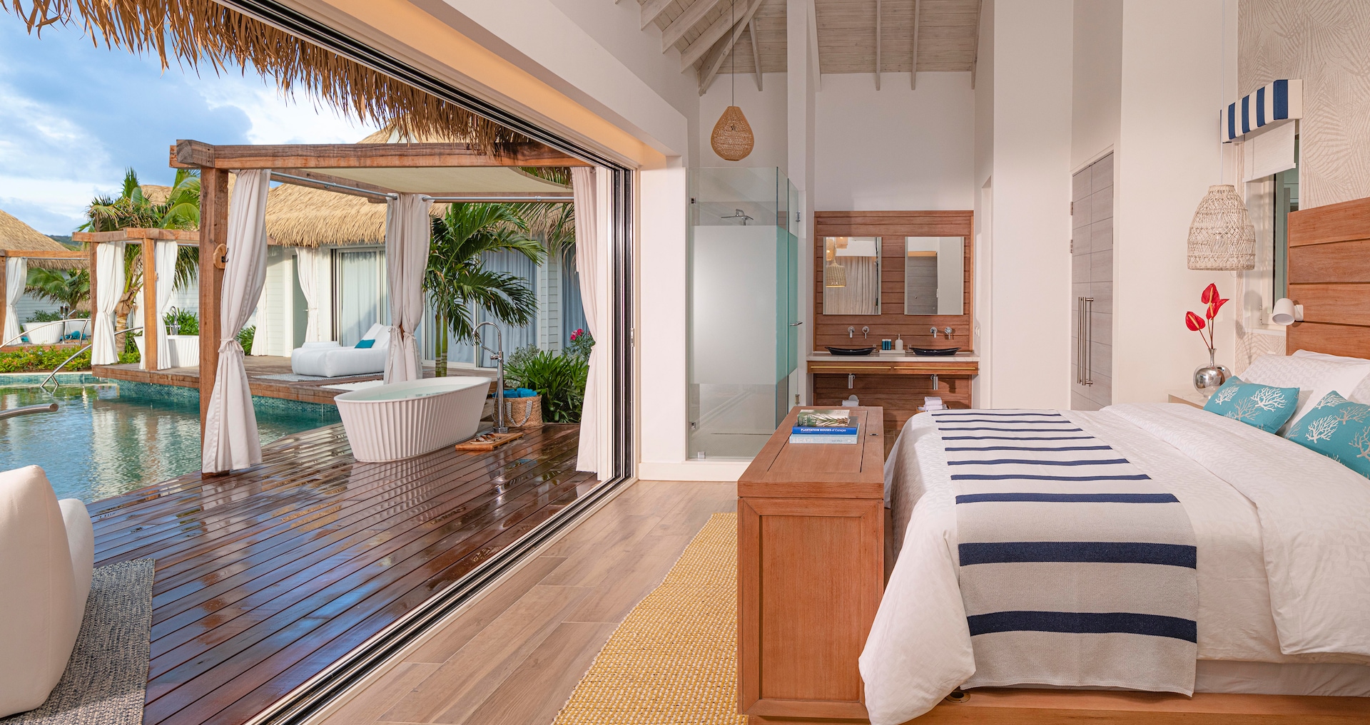 Royal Curaçao - Kurason Island Poolside Butler Bungalow with Patio Tranquility Soaking Tub