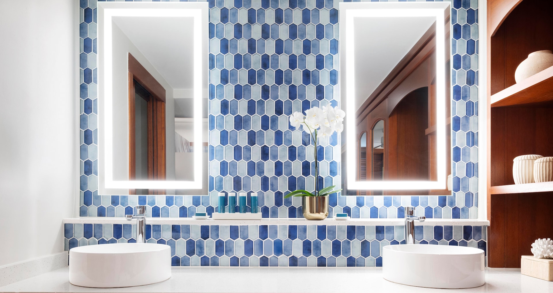 Royal Curaçao - Sunchi Beachside One-Bedroom Butler Walkout Suite w/ Patio Tranquility Soaking Tub