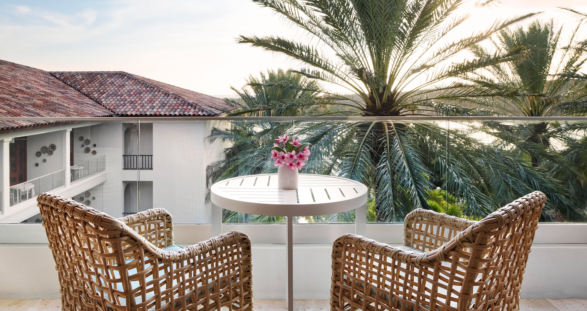 Royal Curaçao - Sunchi Beachside Oceanview Club Level Room