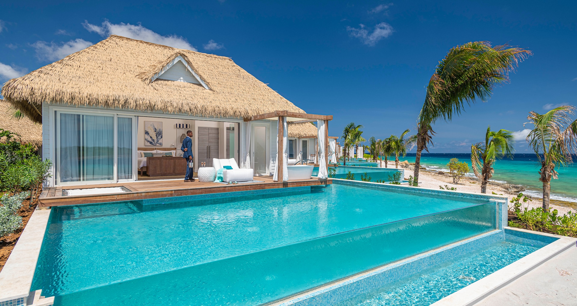 Royal Curaçao - Awa Seaside Butler Bungalow with Private Pool