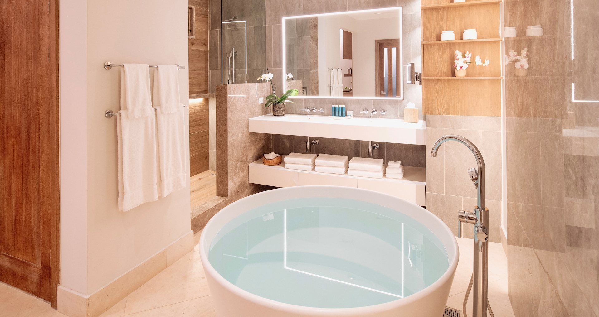 Dunn’s River - Tufa Terrace One Bedroom Skypool Butler Suite w/ Balcony Tranquility Soaking Tub