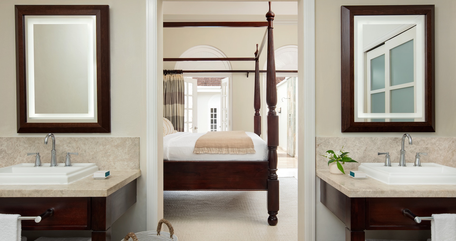 Ochi Beach Resort - Butler Village Honeymoon Romeo & Juliet One Bedroom Villa Suite with Private Pool Sanctuary