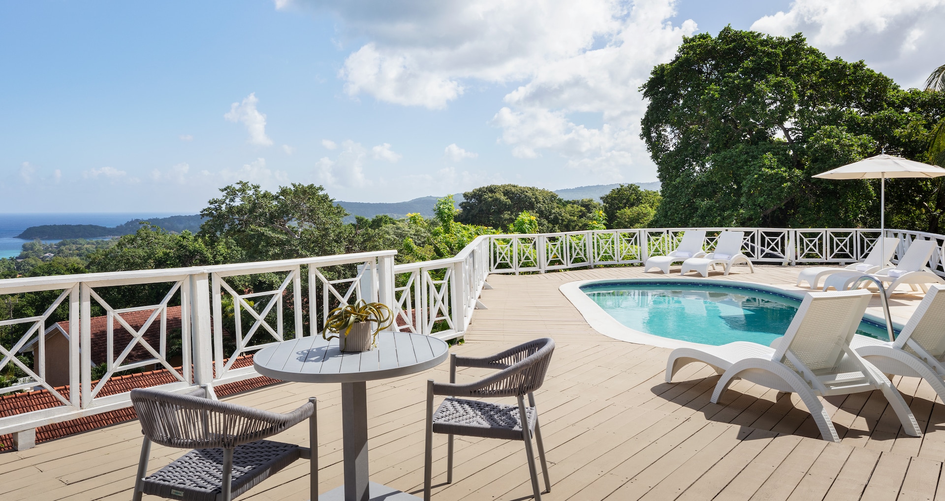 Ochi Beach Resort - Oceanview One Bedroom Poolside Butler Villa Suite