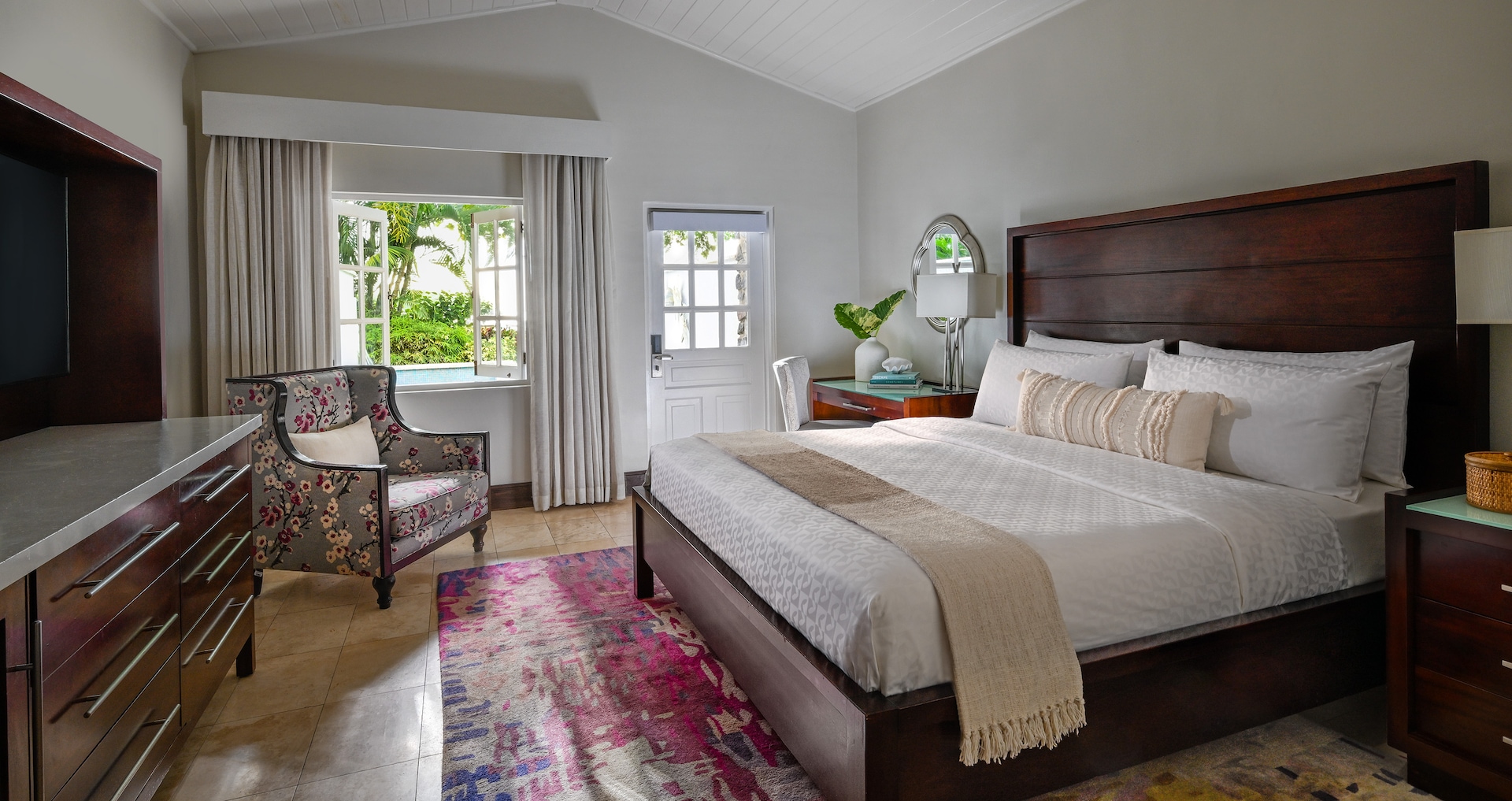 Halcyon Beach St. Lucia - Beachfront Honeymoon Butler Room w/ Private Pool Sanctuary